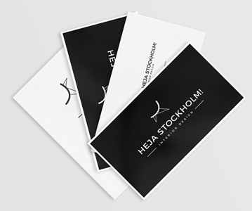 Freebie :  Elegant Business Card Mockups PSD Download