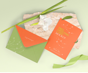 Free Download Creative Greeting Card With Envelop Mockup PSD